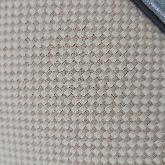 ‼️PRICE SLASHED‼️ NWOT Tory Burch Large Woven Tote. Great for Spring and Summer! - Picture 5 of 8